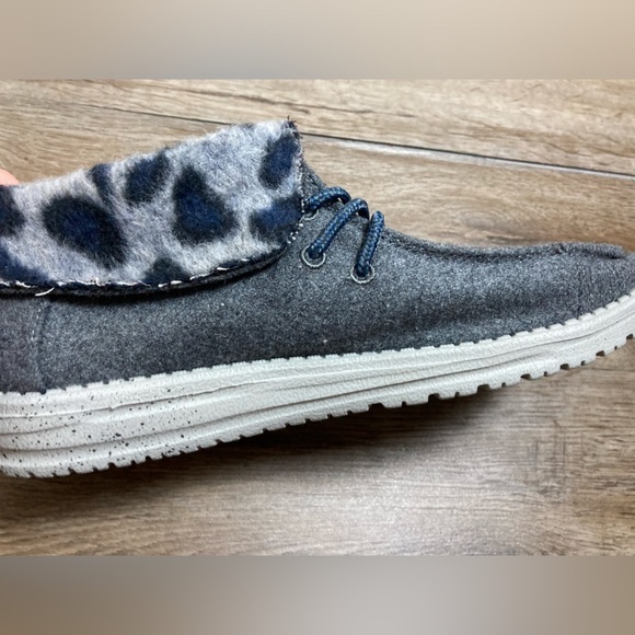 Hey Dude Women’s Britt Cheetah Gray Shoe LEFT SHOE ONLY 9 AMPUTEE REPLACEMENT - Picture 6 of 9